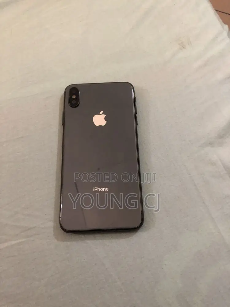 Apple iPhone X 64 GB Black