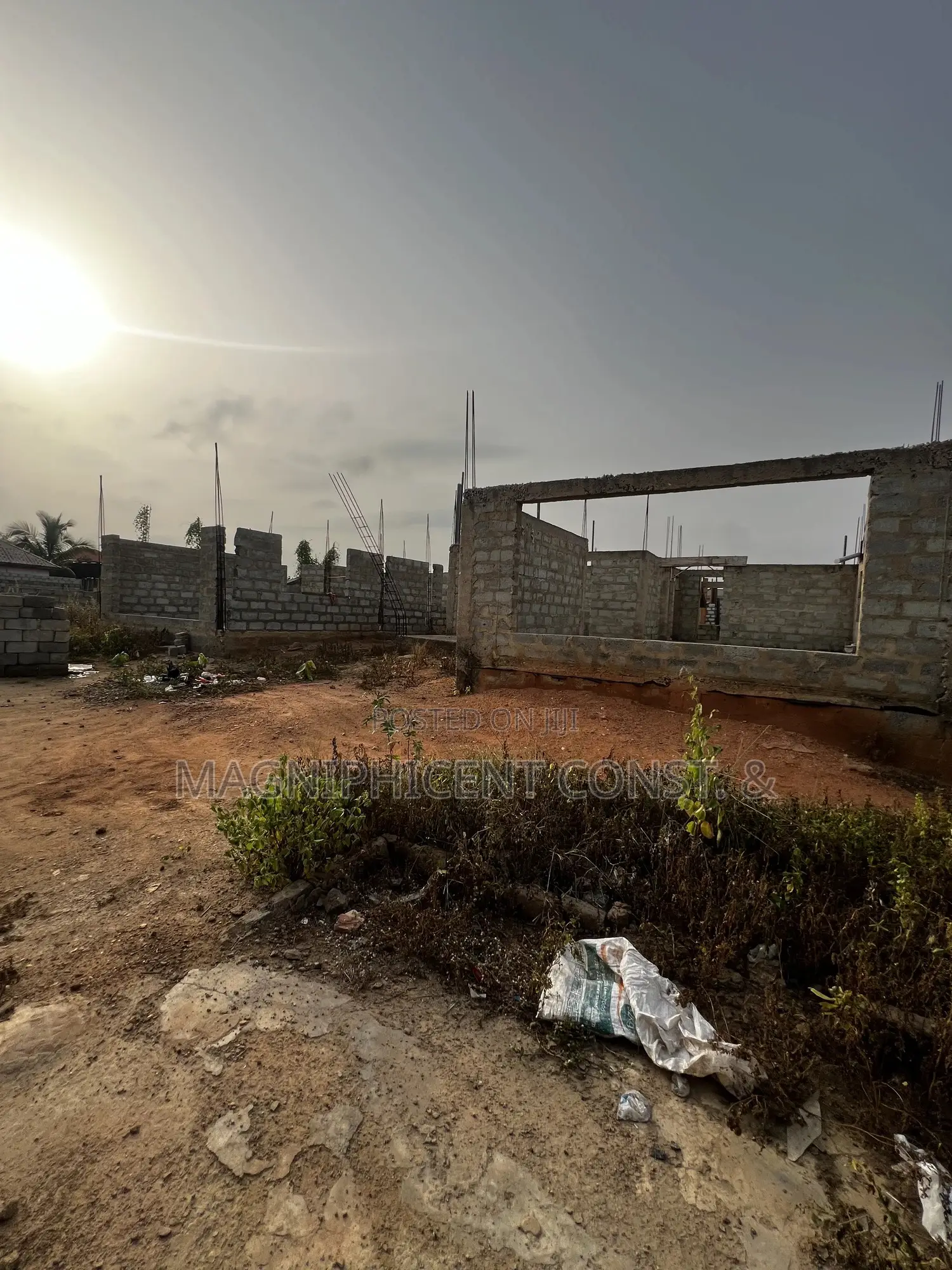 4bdrm Penthouse in Lakeside Estates, Ashaley Botwe for sale