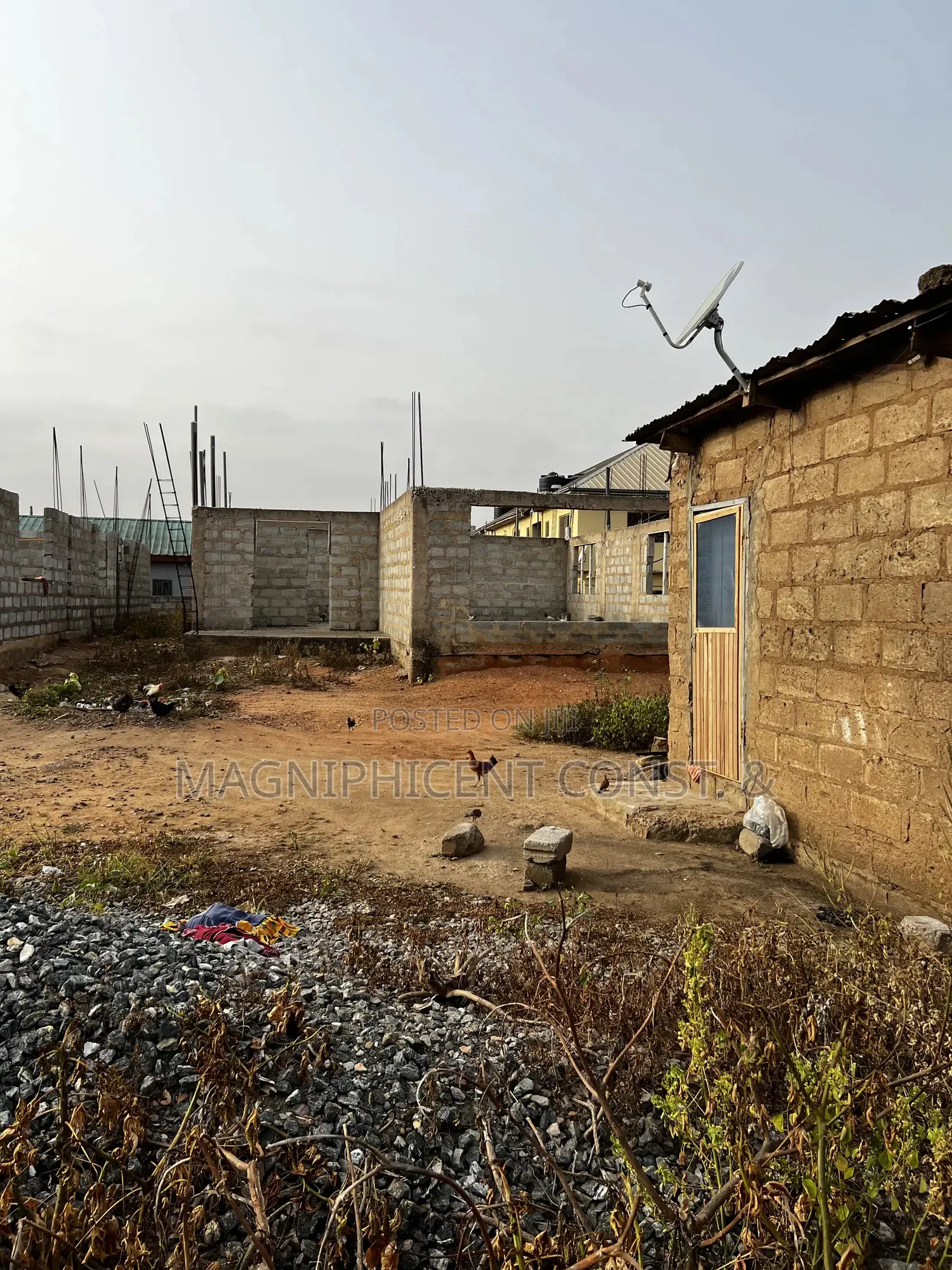 4bdrm Penthouse in Lakeside Estates, Ashaley Botwe for sale
