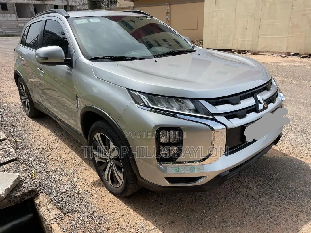 Mitsubishi ASX 2023 Silver