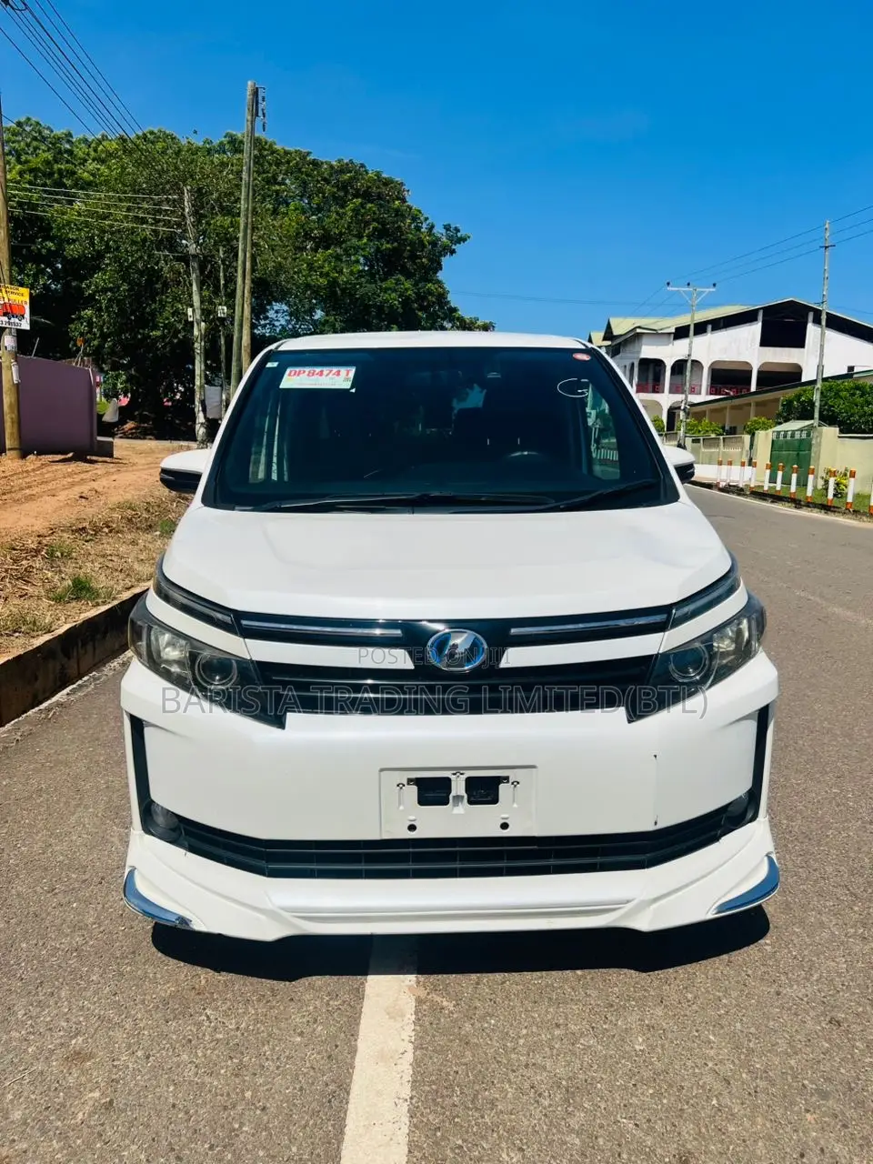 Toyota Voxy 2015 White