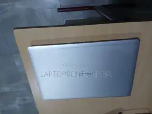 Laptop 8GB Intel Core i5 SSD 256GB