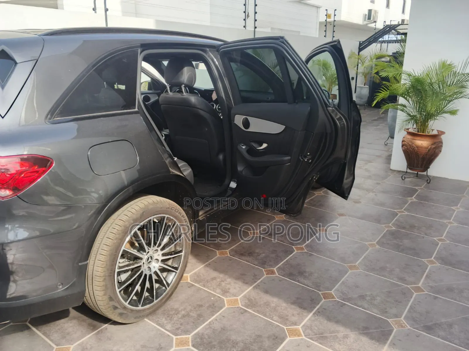 Mercedes-Benz GLC-Class 2022 Black