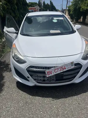 Hyundai Elantra 2013 White