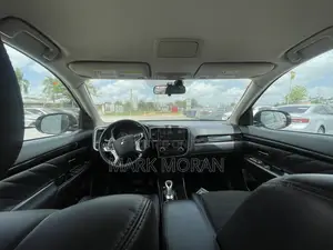 Mitsubishi Outlander 2.0 PHEV AWD 2018 Black