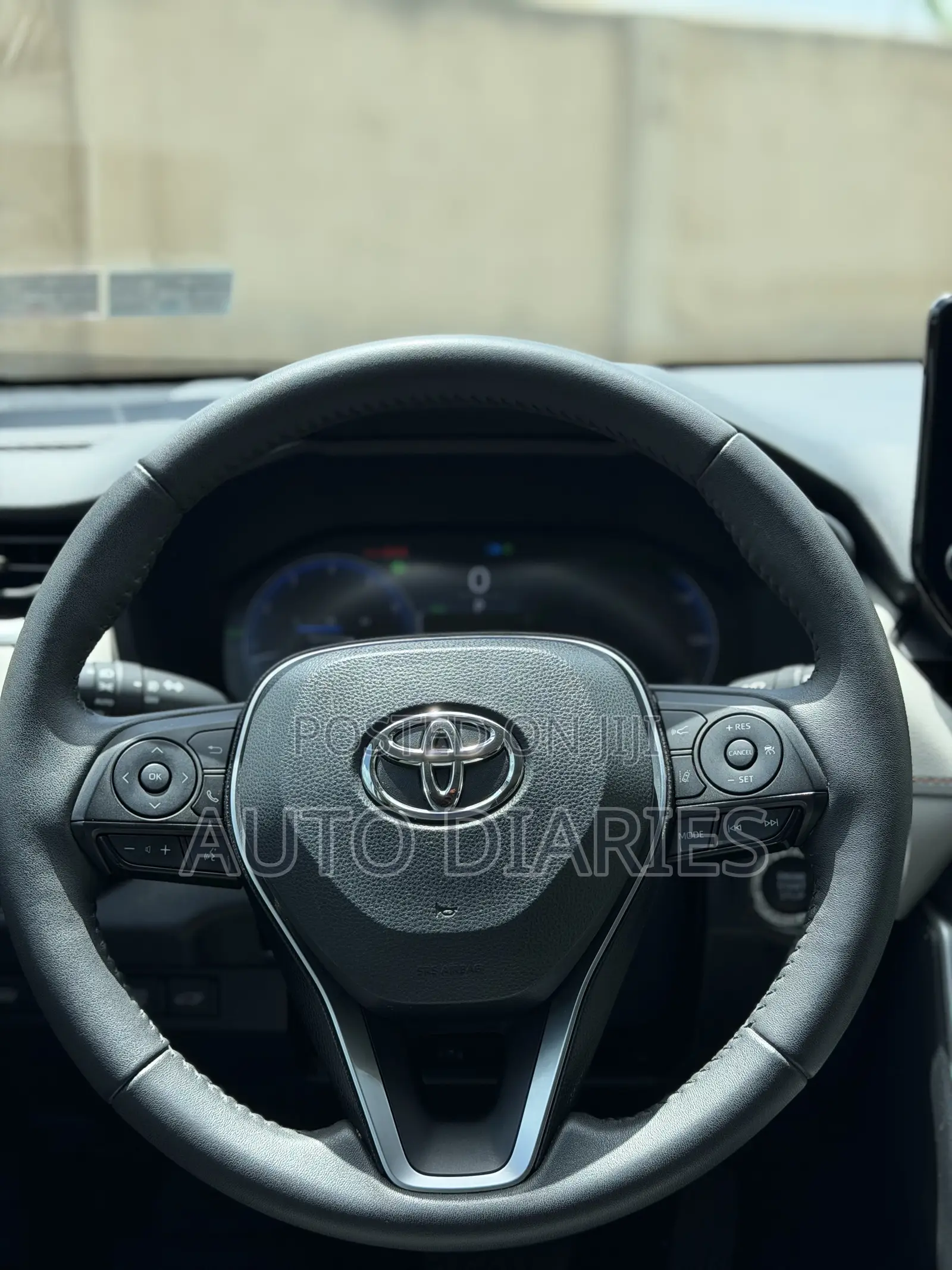 Toyota RAV4 Limited AWD 2023 White