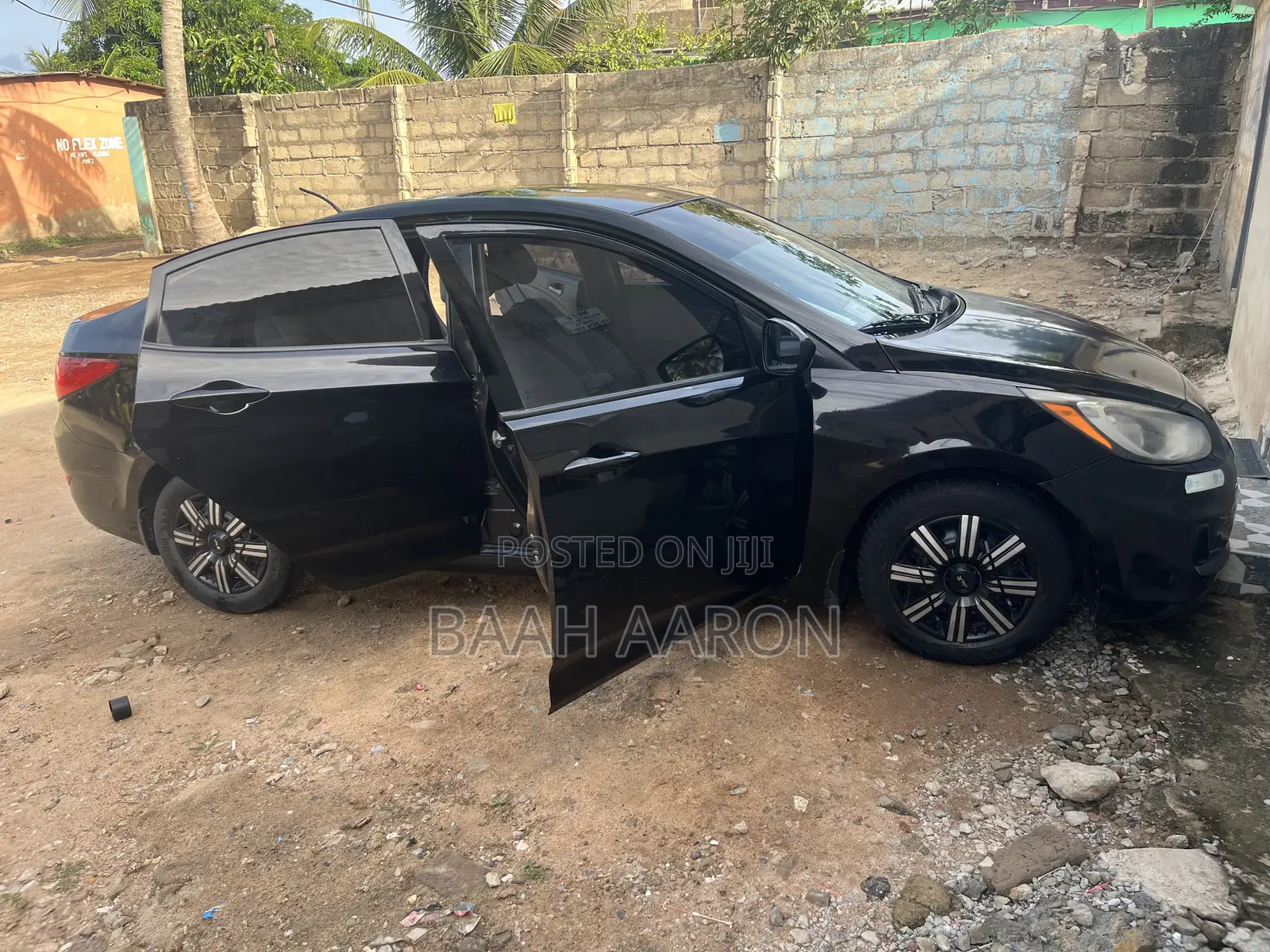 Hyundai Accent GLS 2013 Black