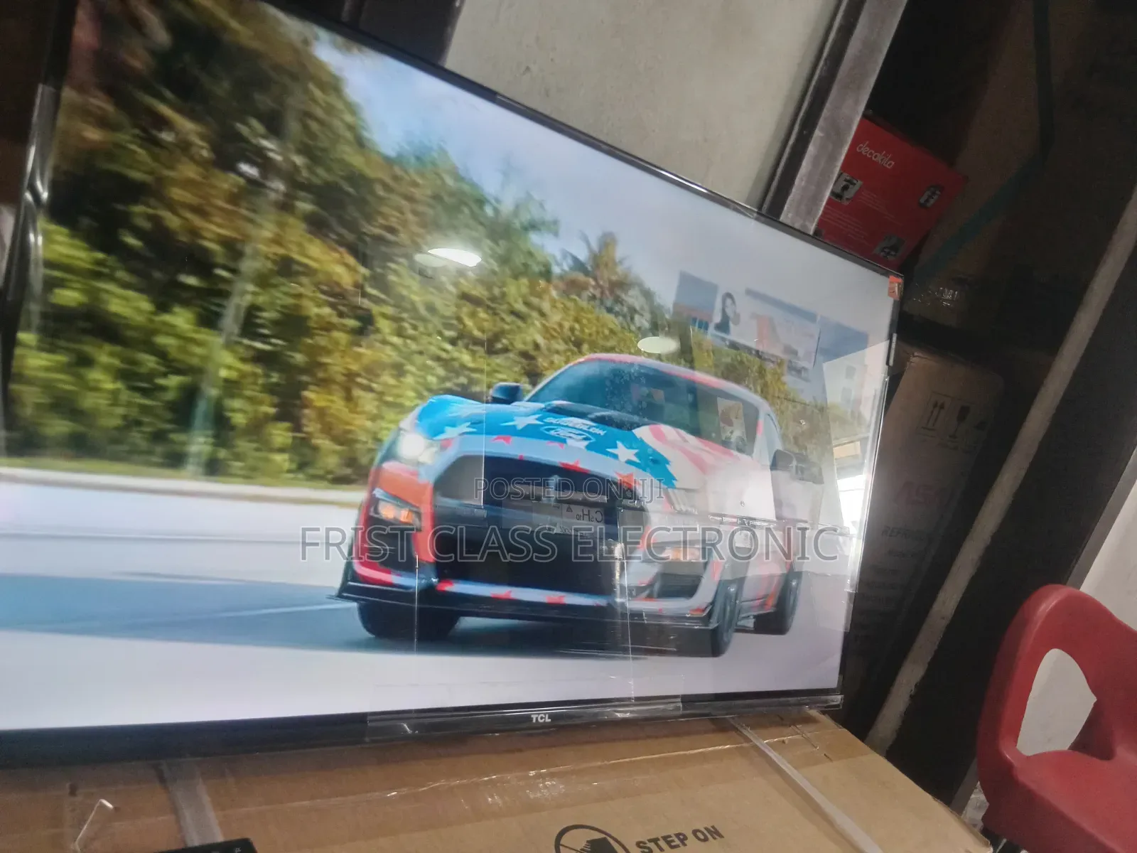 TCL Smart Tv Comfort That Keeps Everyone Entertained