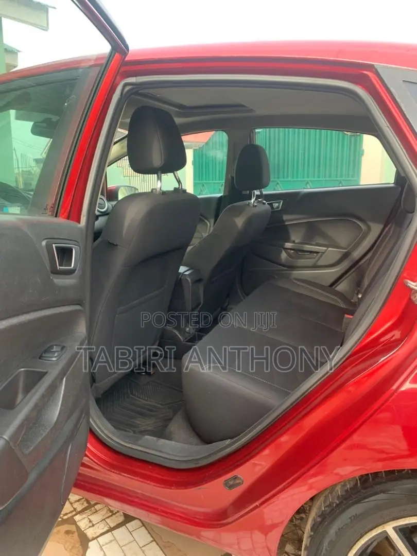 Ford Fiesta 2016 Red