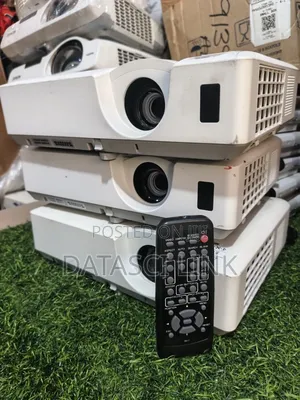 Uk-Used Hitachi Projector
