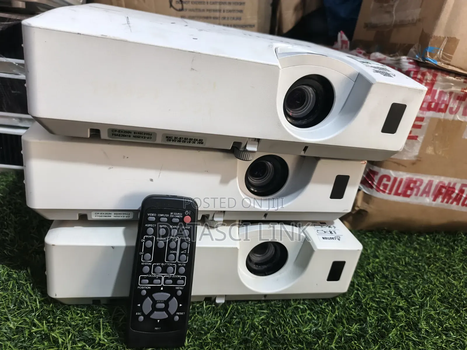 Uk-Used Hitachi Projector