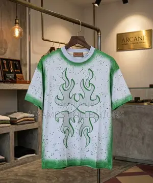 Men's Printed T-Shirt With Vibrant Streetwear Design