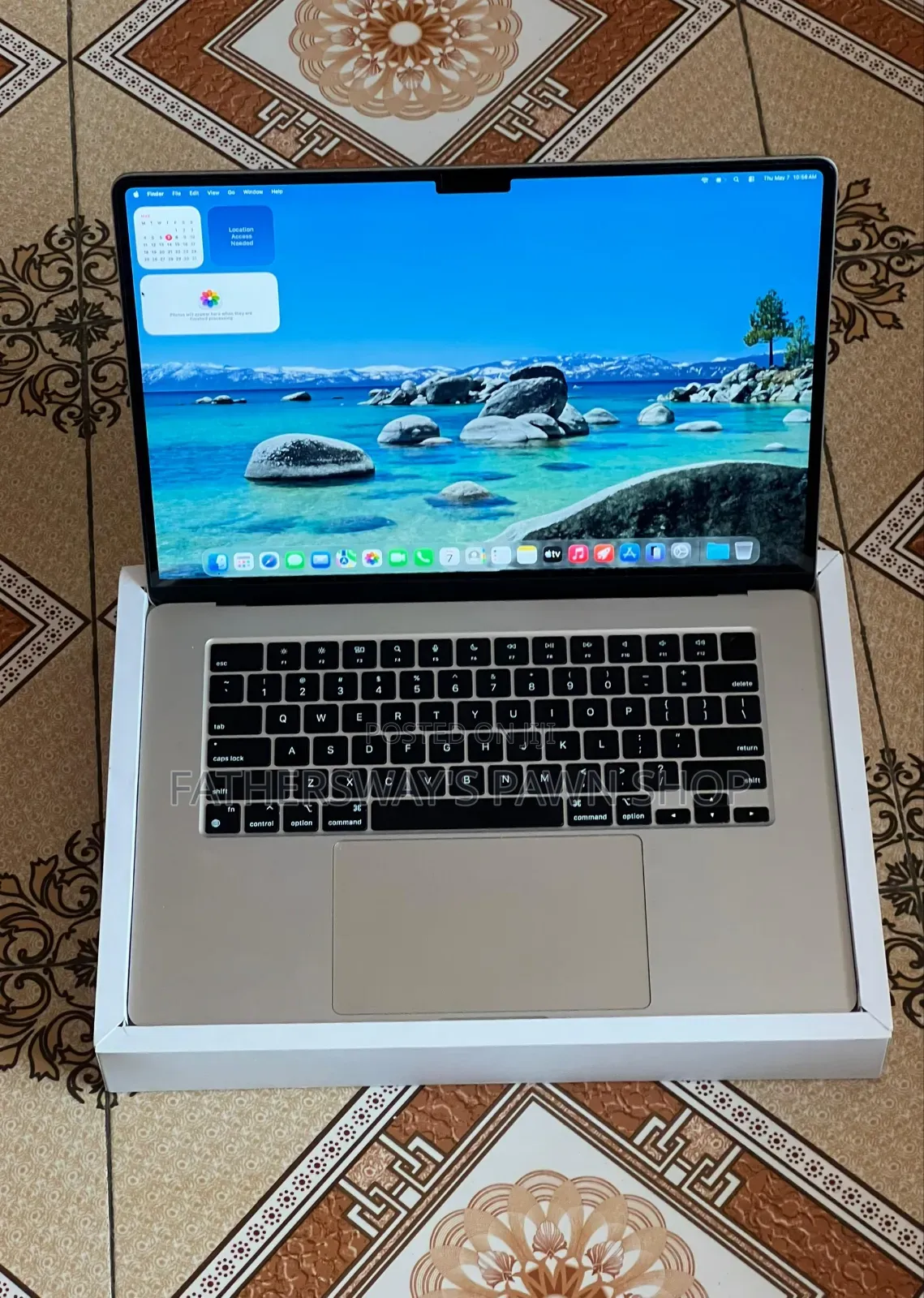 Laptop Apple MacBook Air 2024 M3 15-inch 16GB Apple M3 SSD 512GB