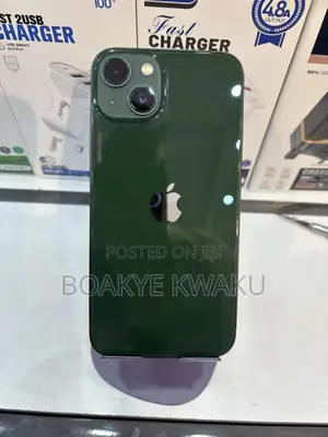 Apple iPhone 13 128 GB Green