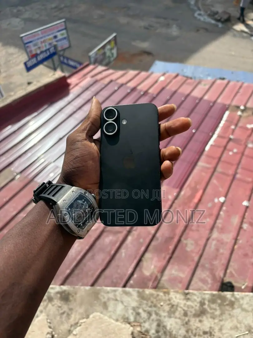 Apple iPhone 16 128 GB Black