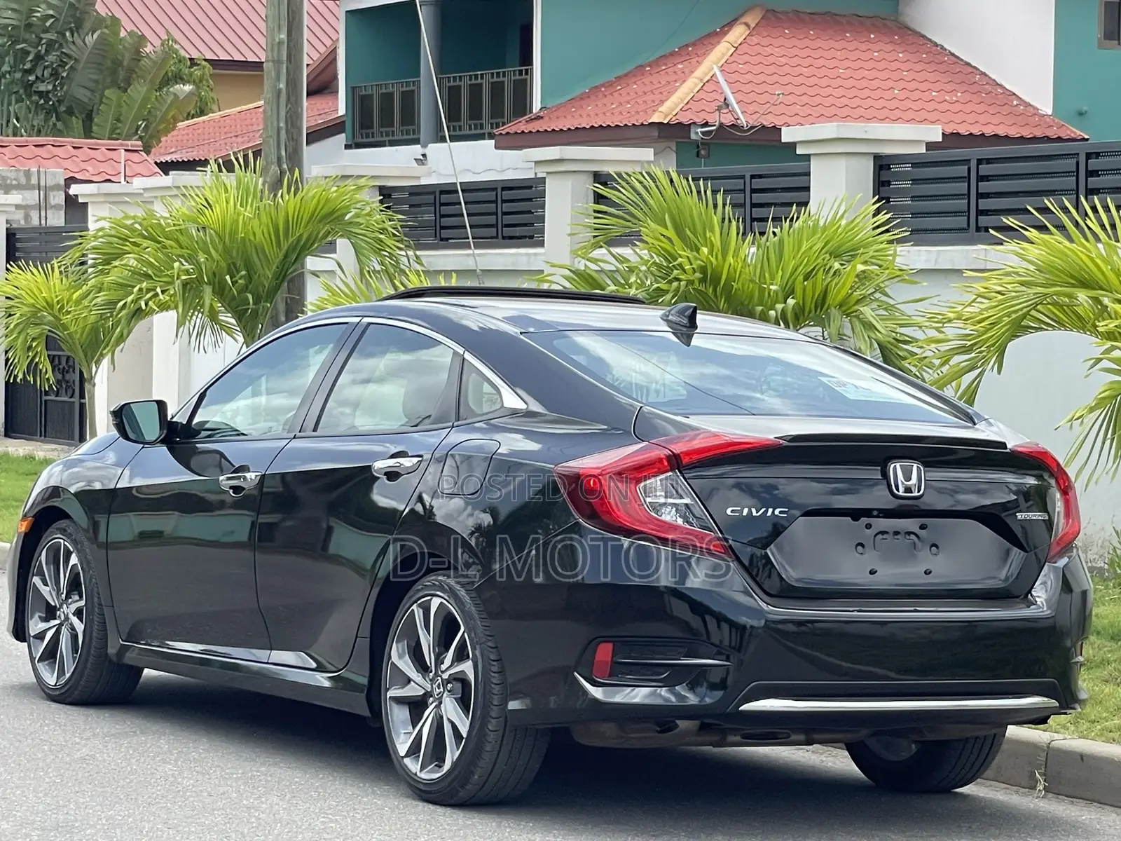 Honda Civic Touring Sedan 2019 Black