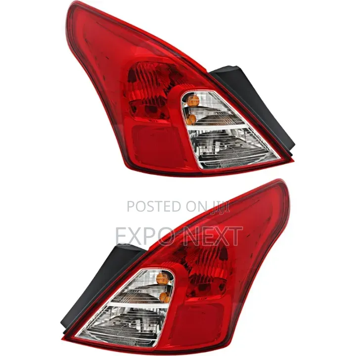 Nissan Versa 2012-2019 Tail Light