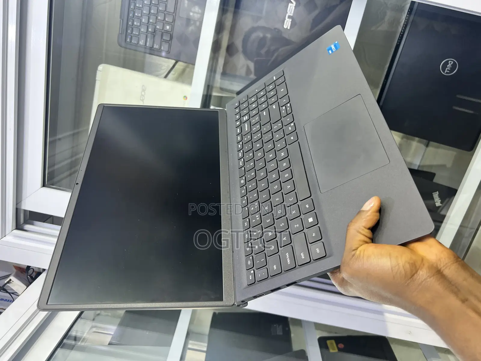 Laptop Dell Inspiron 15 3521 8GB Intel Core i3 SSD 512GB