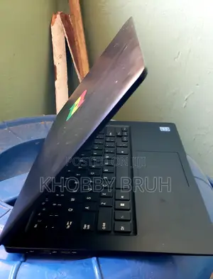 Laptop 4GB Intel Celeron SSD 250GB