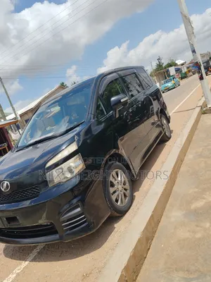Toyota Voxy 2013 Black