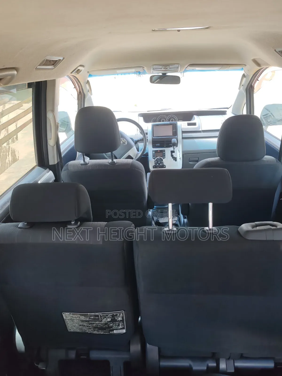 Toyota Voxy 2013 Black