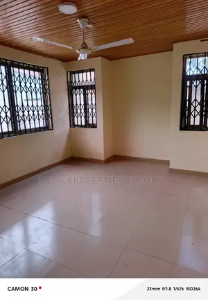 2bdrm Apartment in Lapaz for rent