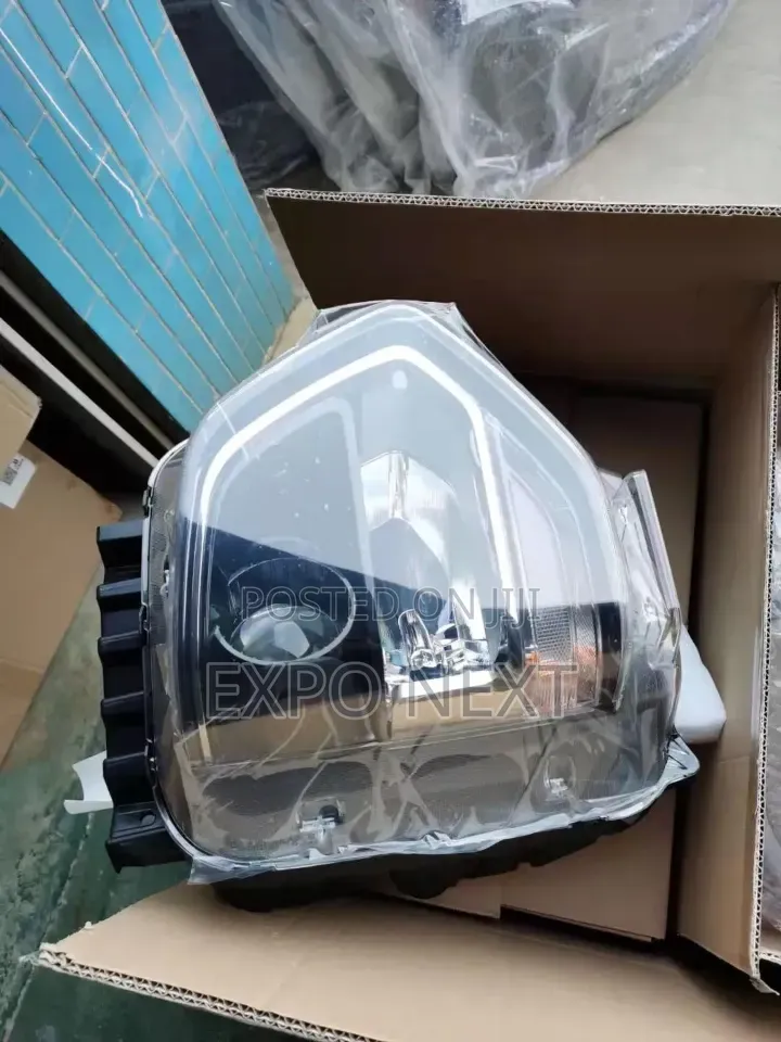 Headlight for Hyundai Santa Fe 2019-2020 One Side