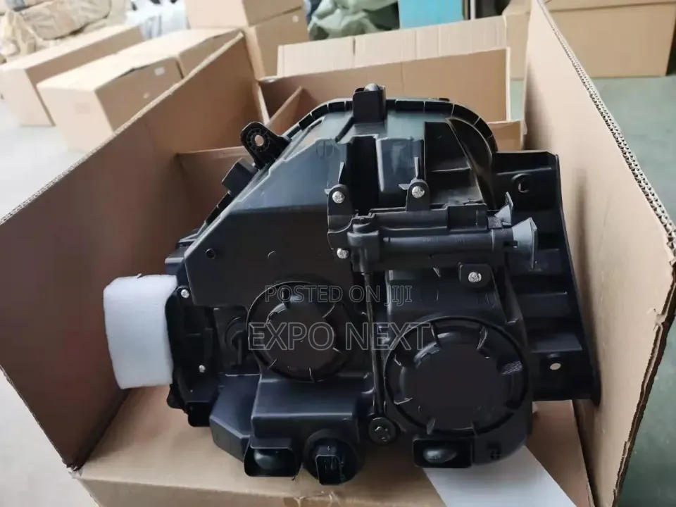 Headlight for Hyundai Santa Fe 2019-2020 One Side