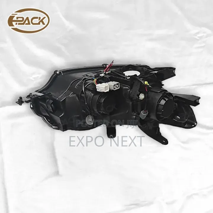 Mitsubishi Outlander 2010-2016 Headlight