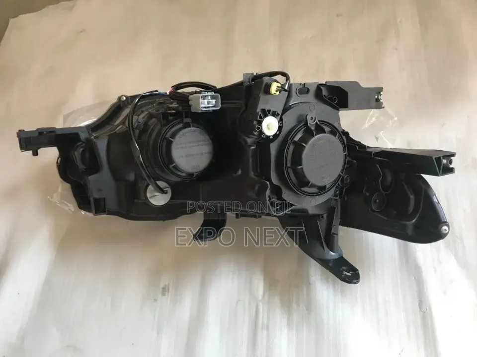 Mitsubishi Outlander 2010-2016 Headlight