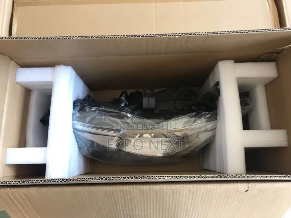 Mitsubishi Outlander 2010-2016 Headlight
