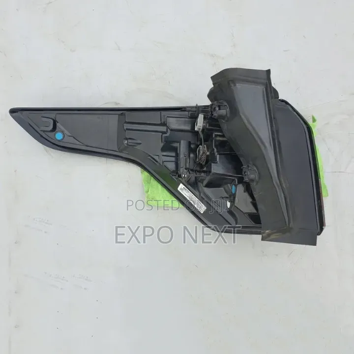 Ford Escape 2017-2019 Right Side Tail Light