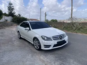 Mercedes-Benz C250 2014 White