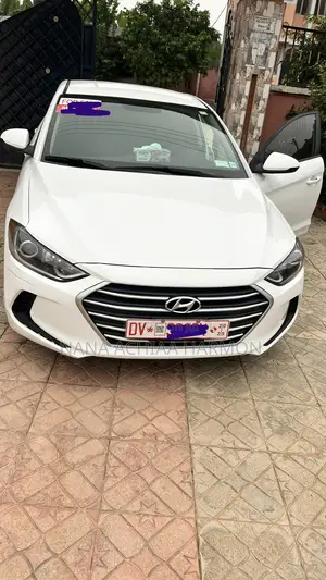 Hyundai Elantra SE 2018 White