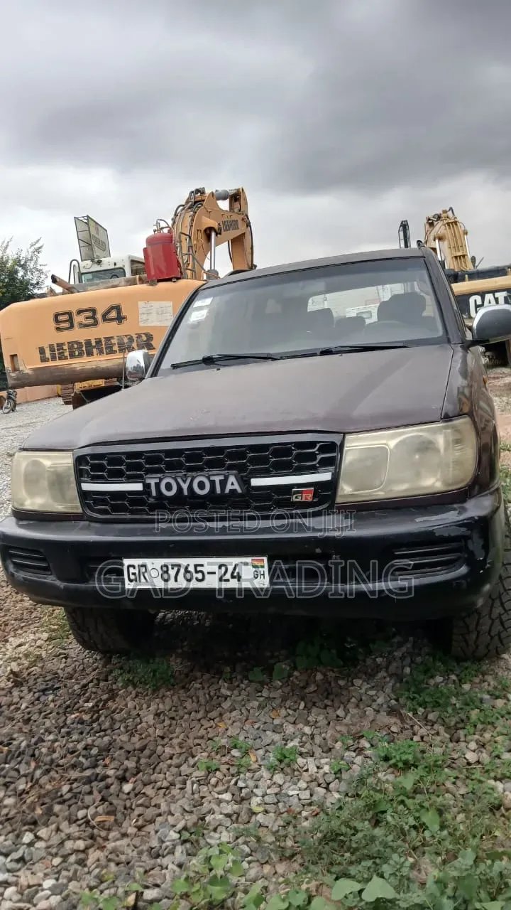 Toyota Land Cruiser 2003 Black