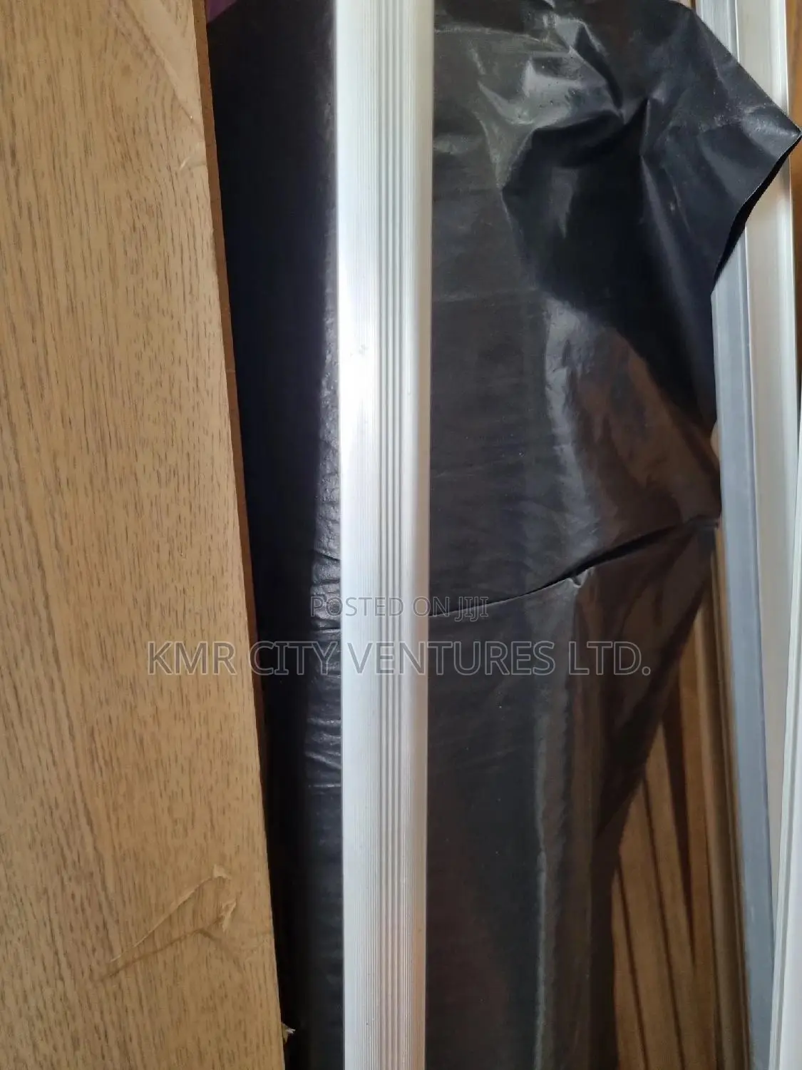 Wardrobe Bar Hanger