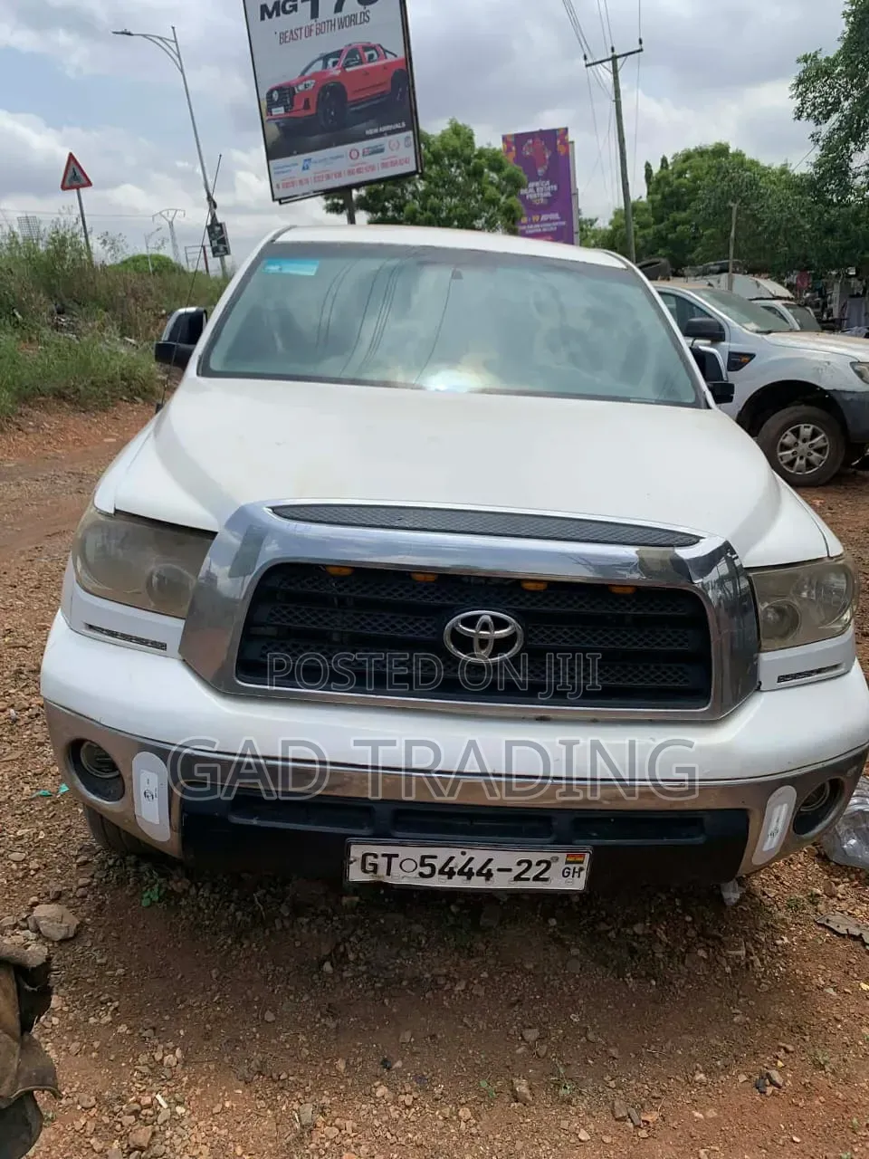 Toyota Tundra 2015 White