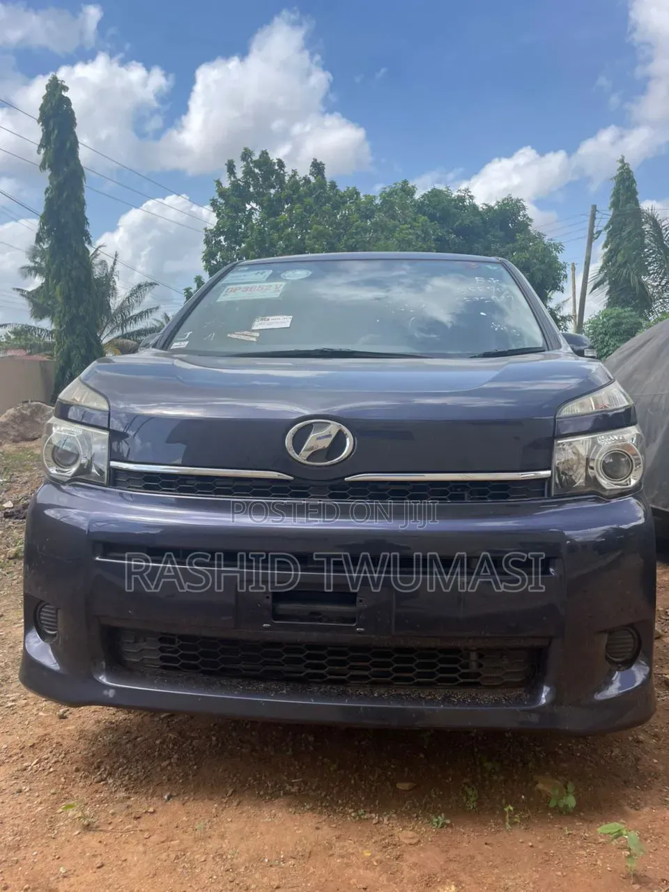 Toyota Voxy 2013 Blue