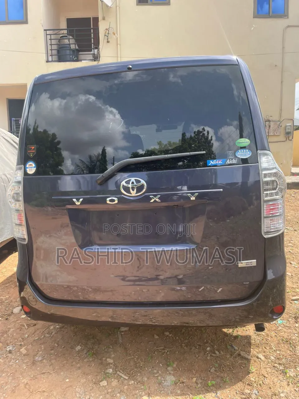 Toyota Voxy 2013 Blue
