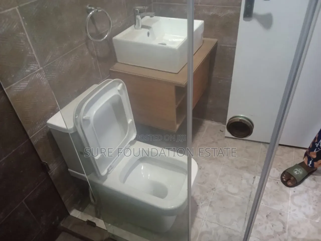 2bdrm Apartment in Dansoman for sale