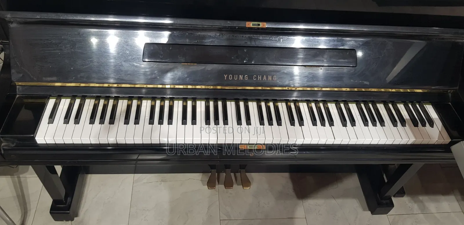 Young Chang Acoustic Piano