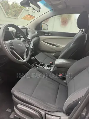 Hyundai Tucson Limited AWD 2019 Gray
