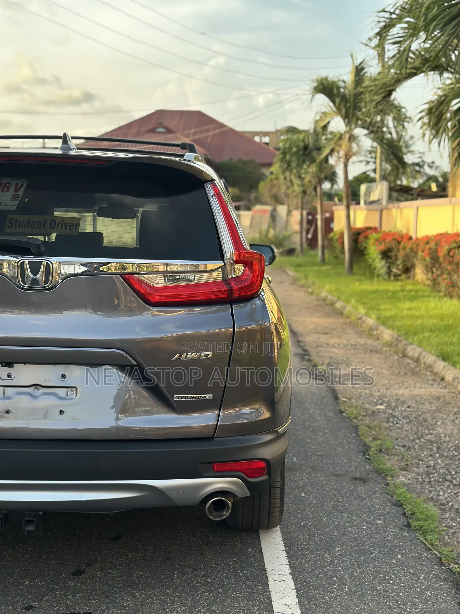 Honda CR-V Touring AWD 2018 Gray