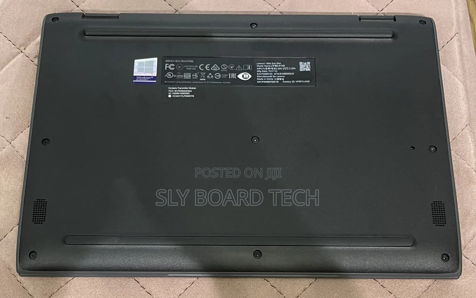 Laptop Lenovo 100e 4GB Intel SSD 60GB