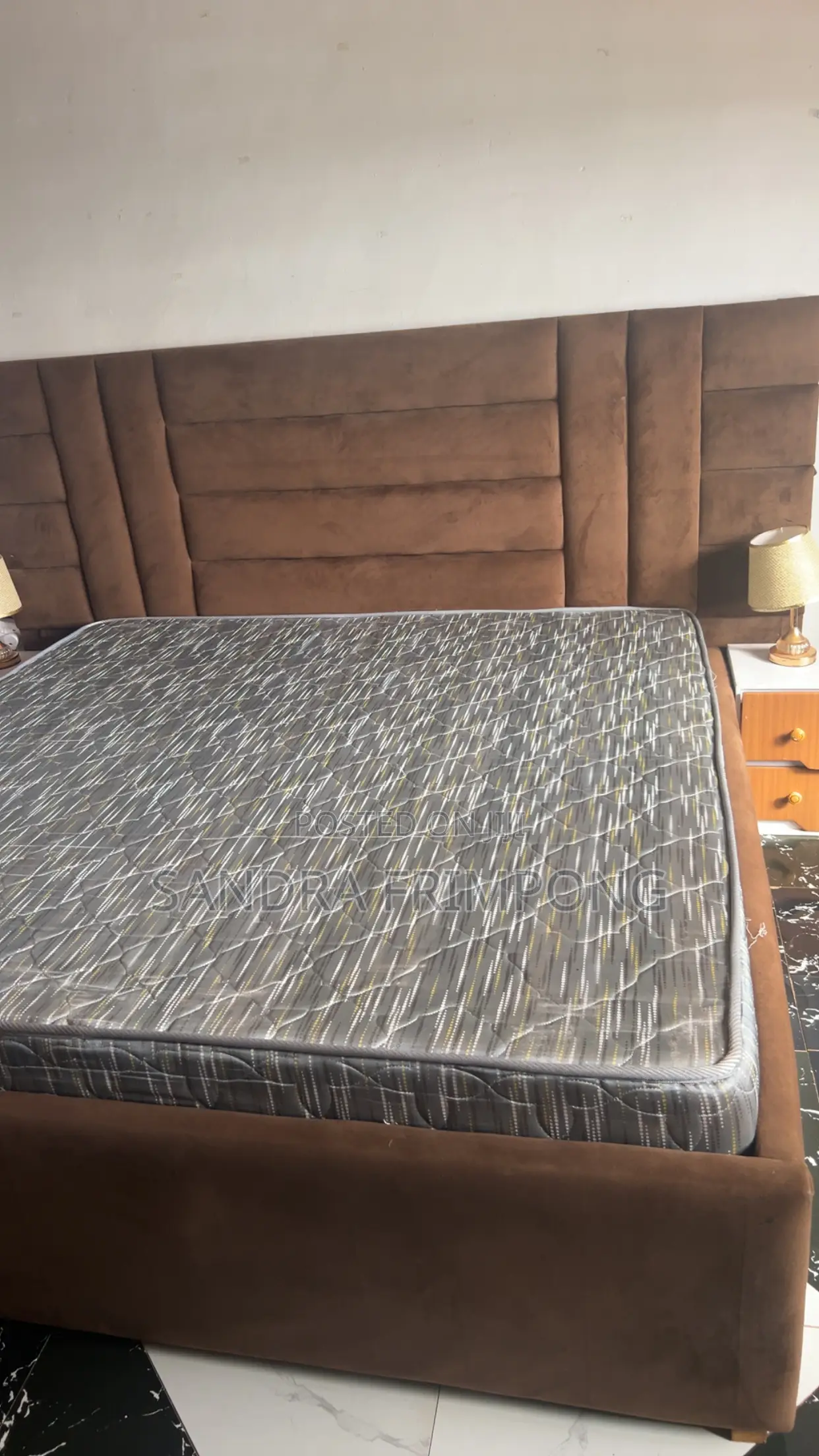 Bed,Mattress and Lamp