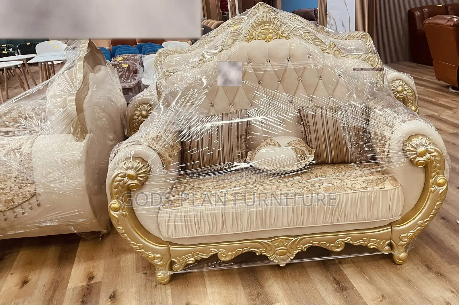 Royal Sofa ( 3+2+1+1)