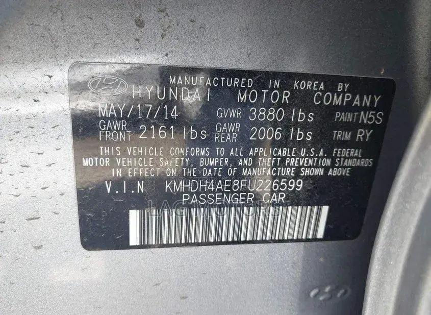 Hyundai Elantra SE 4dr Sedan (1.8L 4cyl 6A) 2015 Silver