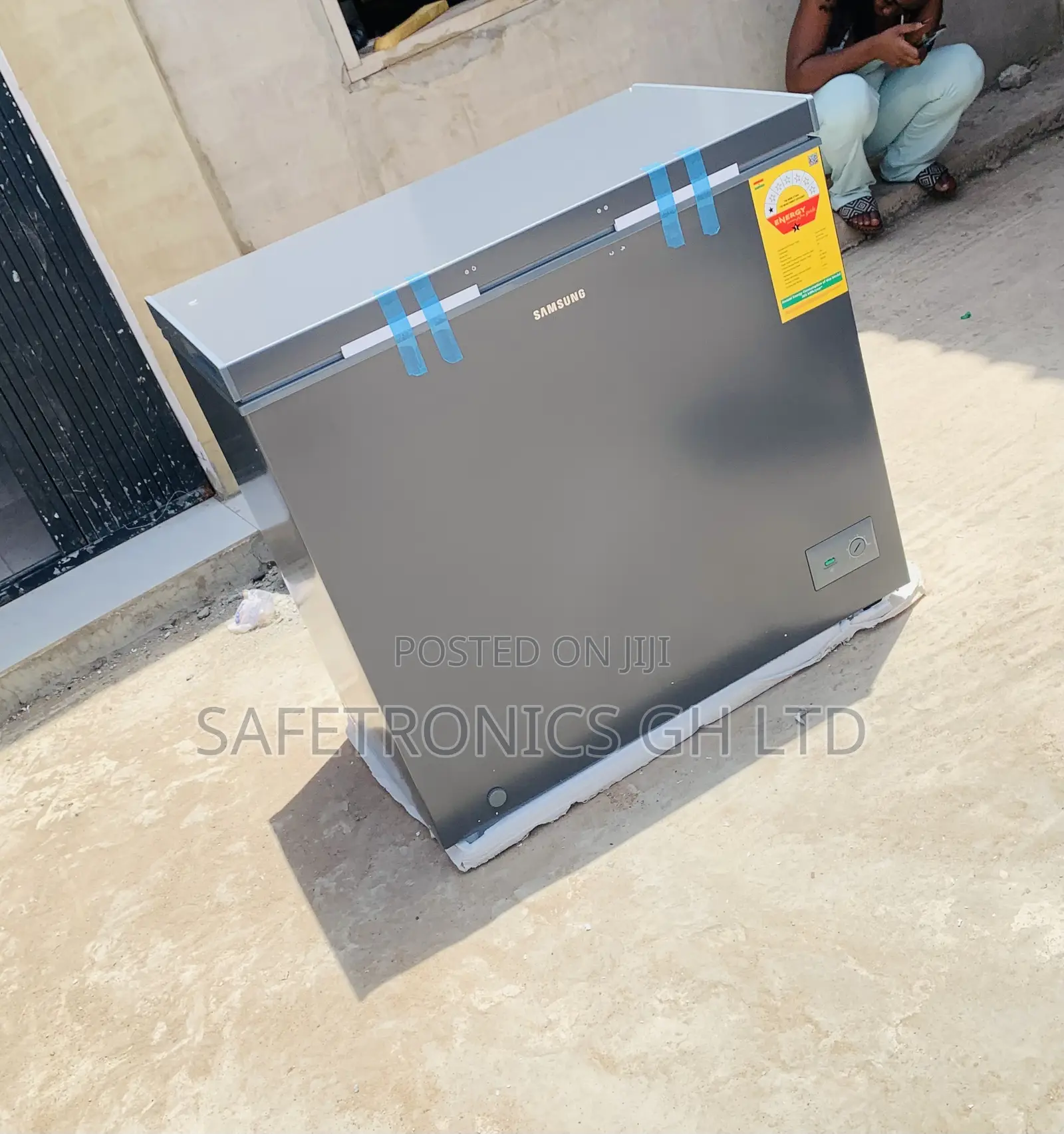 Choose Premium Samsung 198l Chest Freezer (Model: Ri70f20v1gagh