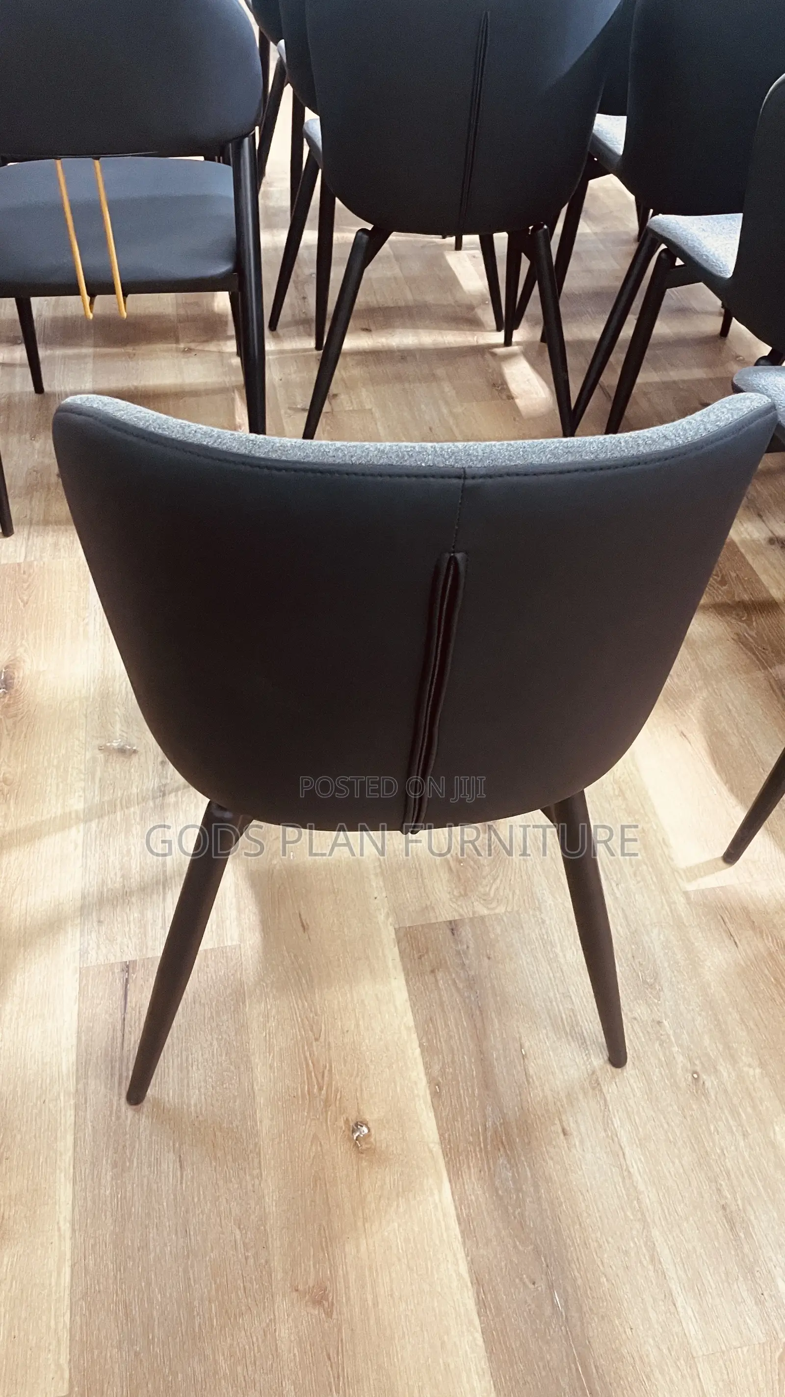 Dining/ Auditorium Chair