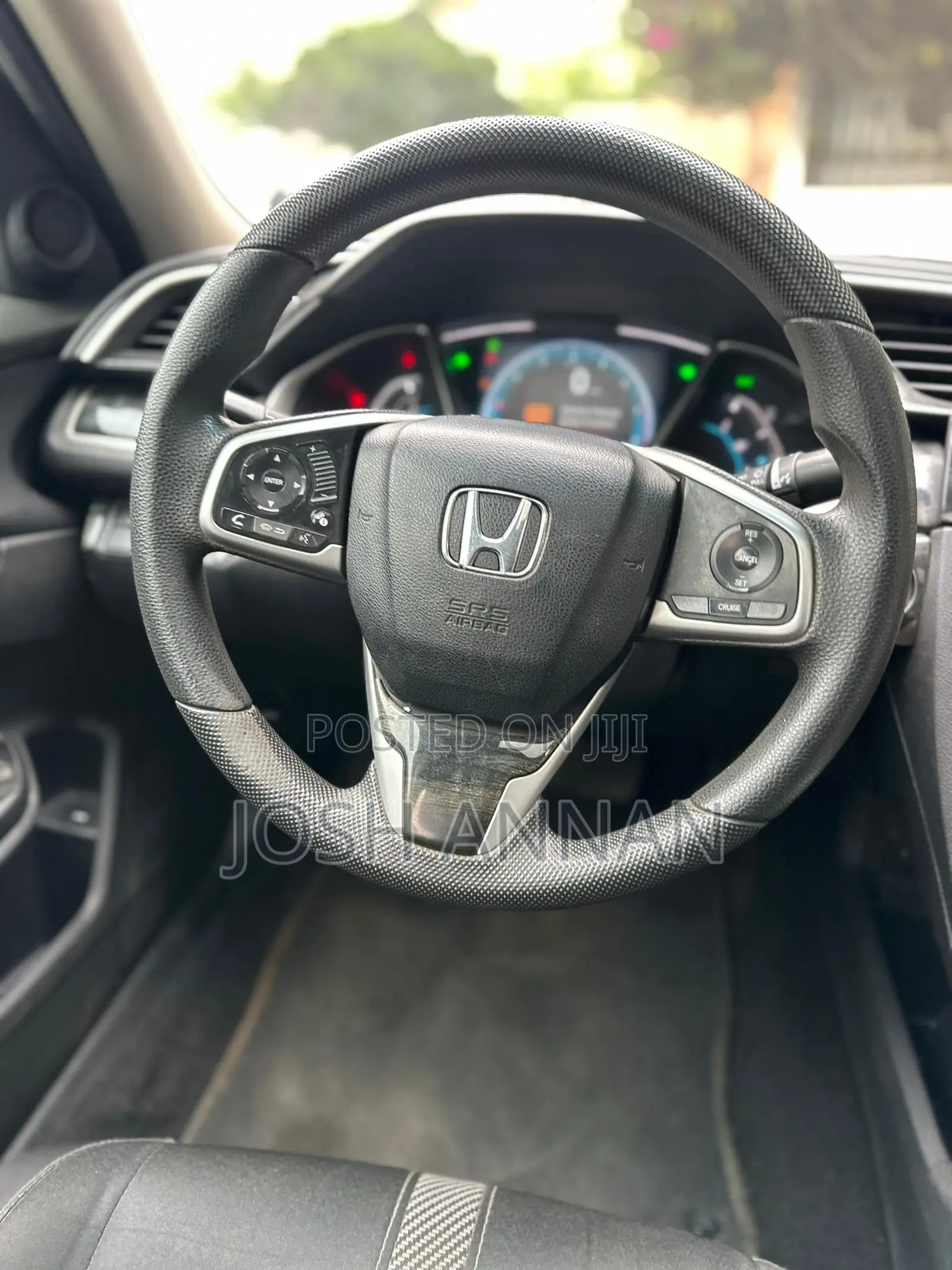 Honda Civic EX 4dr Hatchback (1.5L 4cyl) 2017 Gray